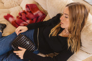 Sac César noir embossé